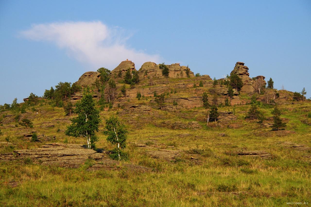 Falcon Mountains (Sokolinye Mountains)